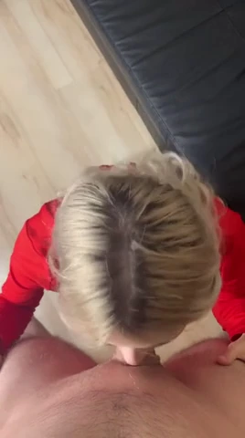 一个拥有天然大胸部的俄罗斯宝贝从后面被填满她的甜美洞。独家视频以业余动作,口交和高潮为特色。高清质量展示了自慰和真实的快感。经过验证的业余爱好者确保了真正的满足体验。